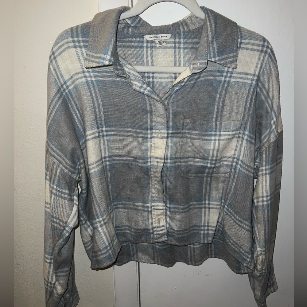 American Eagle cropped flannel